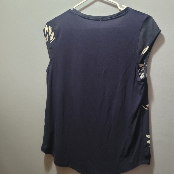 RW & Co Navy And White Leaf Print Short Sleeve Top XS - Picture 4 of 6